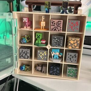 Mini metal mine craft figures